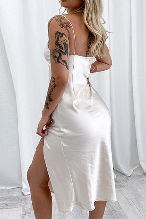 Bodycon Knee Length Spaghetti Straps White Dress With Slit