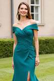 Off The Shoulder Peacock Green Mermaid Mother Of The Bride Dress With Slit
